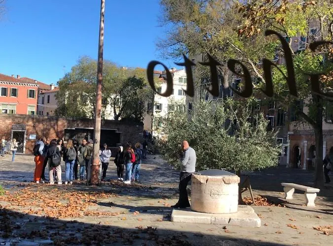 Del Ghetto בית הארחה 4*