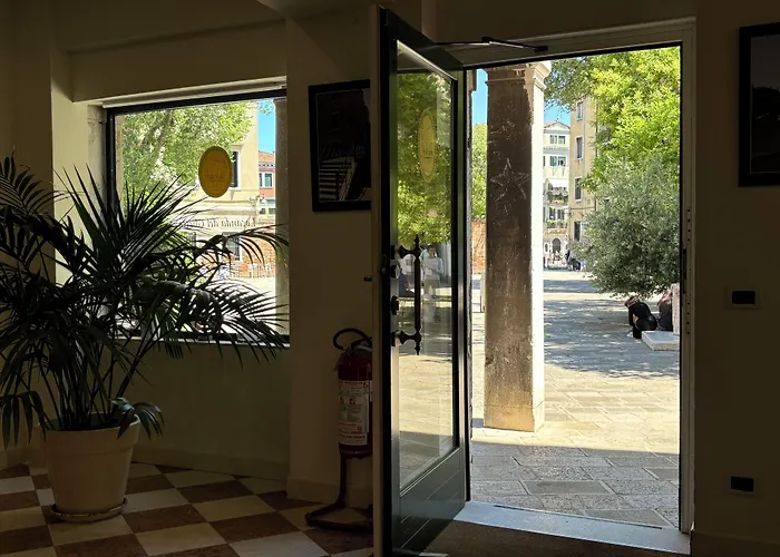 בית הארחה Del Ghetto 4*