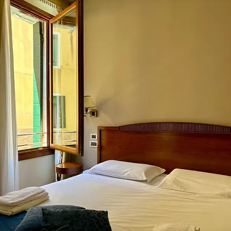 Del Ghetto Vendégház